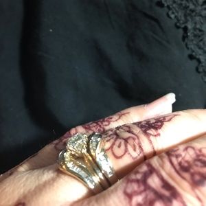 Preowned 14k genuine diamond ring w/enhancer